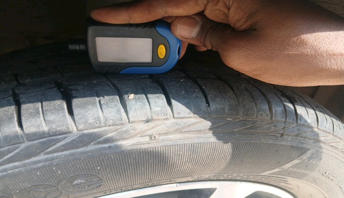 2020 Tata NEXON XZ PLUS (O) PETROL, Petrol, Manual, 17,396 km, tyre