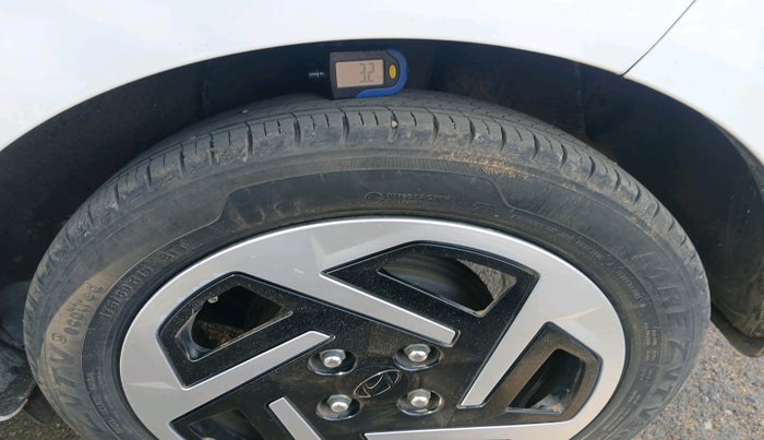 2023 Hyundai GRAND I10 NIOS SPORTZ 1.2 KAPPA VTVT, Petrol, Manual, 23,788 km, tyre