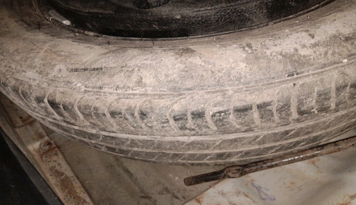 2015 Hyundai Creta SX PLUS 1.6 DIESEL, Diesel, Manual, 1,79,180 km, tyre