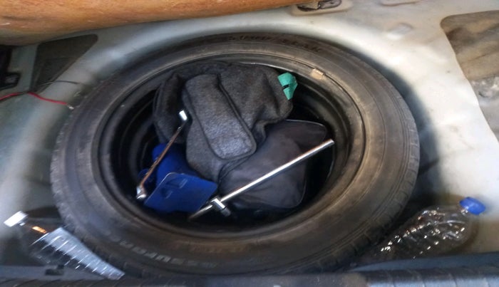 2015 Hyundai Elite i20 ASTA 1.4 CRDI, Diesel, Manual, 1,08,874 km, tyre