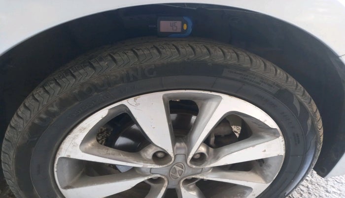 2015 Hyundai Elite i20 ASTA 1.4 CRDI, Diesel, Manual, 1,08,874 km, tyre