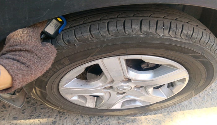 2022 Renault TRIBER RXT, Petrol, Manual, 55,071 km, tyre