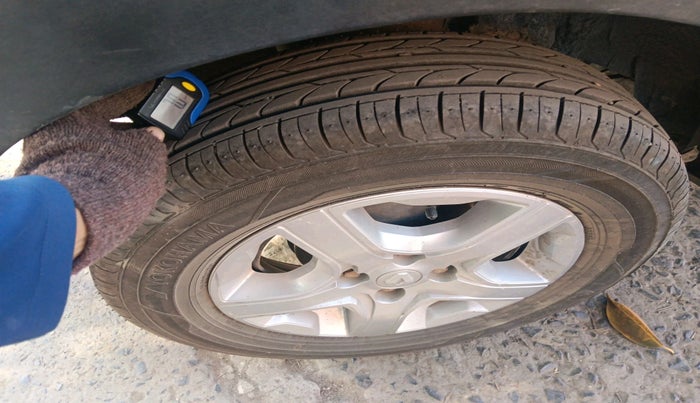 2022 Renault TRIBER RXT, Petrol, Manual, 55,071 km, tyre