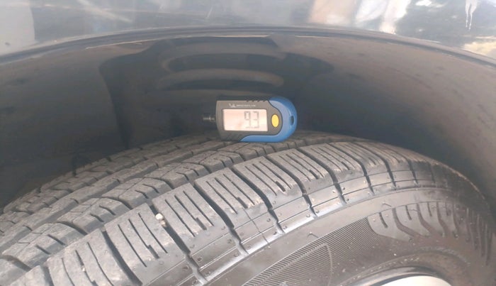 2018 Mahindra XUV500 W6, Diesel, Manual, 45,660 km, tyre