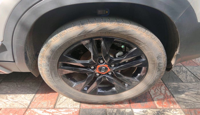 2021 KIA SELTOS HTX ANNIVERSARY EDITION 1.5 PETROL, Petrol, Manual, 45,848 km, tyre