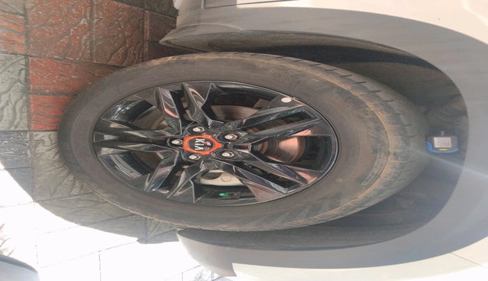 2021 KIA SELTOS HTX ANNIVERSARY EDITION 1.5 PETROL, Petrol, Manual, 45,848 km, tyre