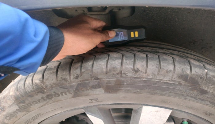 2019 MG HECTOR SHARP 1.5 DCT PETROL, Petrol, Automatic, 1,12,424 km, tyre