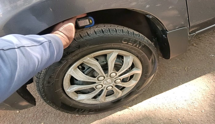 2019 Maruti Alto LXI CNG, Petrol, Manual, 56,656 km, tyre