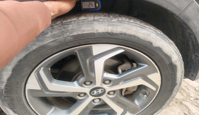 2018 Hyundai Creta SX AT 1.6 DIESEL, Diesel, Automatic, 1,67,734 km, tyre