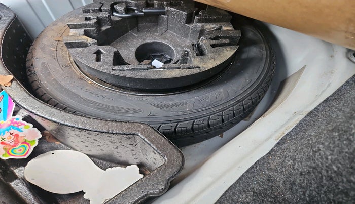 2019 Skoda Rapid AMBITION 1.6 MPI AT, Petrol, Automatic, 36,299 km, tyre