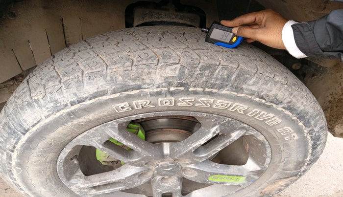 2022 Mahindra Thar LX HT PETROL 4WD MT, Petrol, Manual, 51,329 km, tyre