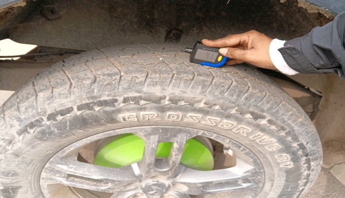 2022 Mahindra Thar LX HT PETROL 4WD MT, Petrol, Manual, 51,329 km, tyre