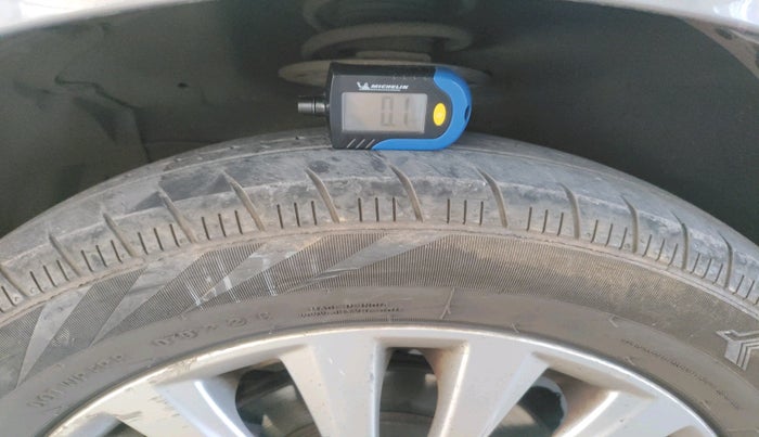 2015 Maruti Ciaz ZXI, Petrol, Manual, 66,458 km, tyre