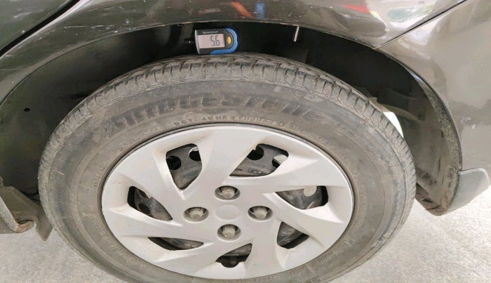 2015 Honda Amaze 1.2L I-VTEC S, Petrol, Manual, 81,486 km, tyre