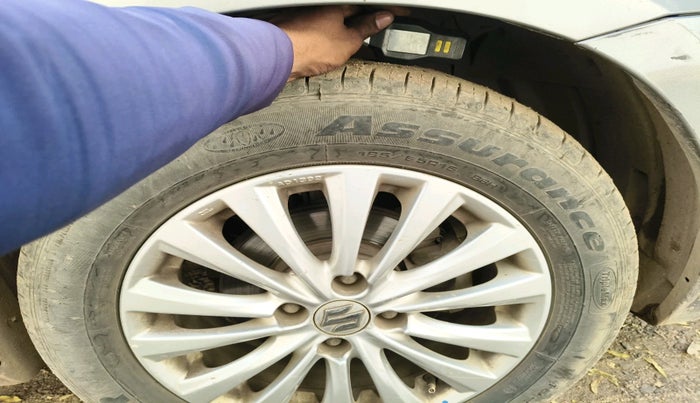 2015 Maruti Ciaz ZXI, Petrol, Manual, 84,359 km, tyre