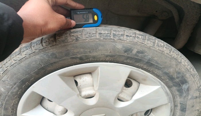 2012 Maruti Wagon R 1.0 LXI CNG, CNG, Manual, 1,28,608 km, tyre