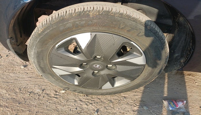 2025 Tata TIAGO EV XZ PLUS TECH LUX LONG RANGE, Electric, Automatic, 20,090 km, tyre