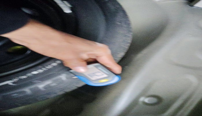 2020 Maruti IGNIS ZETA 1.2, Petrol, Manual, 30,537 km, tyre