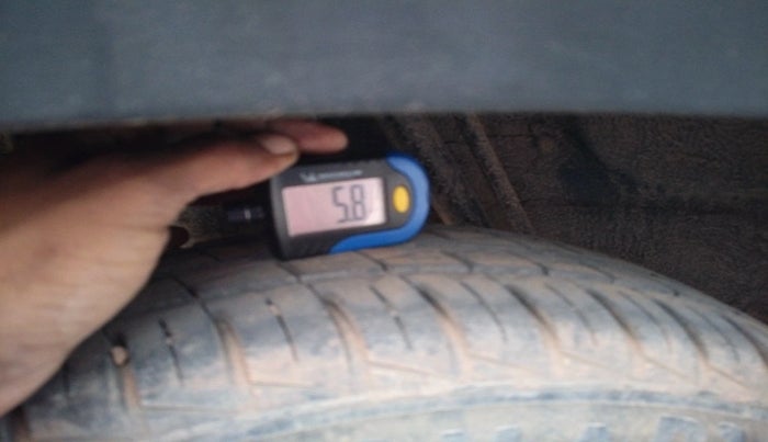 2022 Renault Kwid CLIMBER AMT 1.0, Petrol, Automatic, 18,496 km, tyre