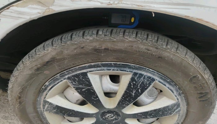 2015 Maruti Alto K10 LXI, Petrol, Manual, 1,62,828 km, tyre