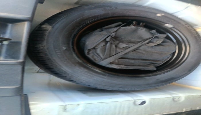 2022 Tata NEXON XZ PLUS (PREMIUM) PETROL, Petrol, Manual, 38,978 km, tyre