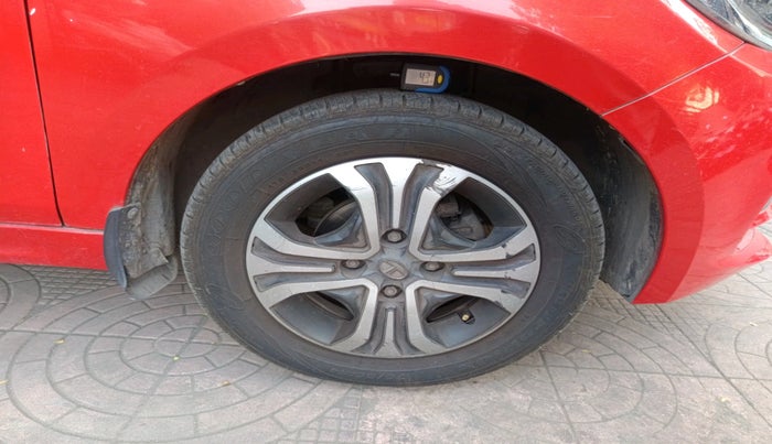 2020 Tata Tiago XZA PETROL, Petrol, Automatic, 66,228 km, tyre