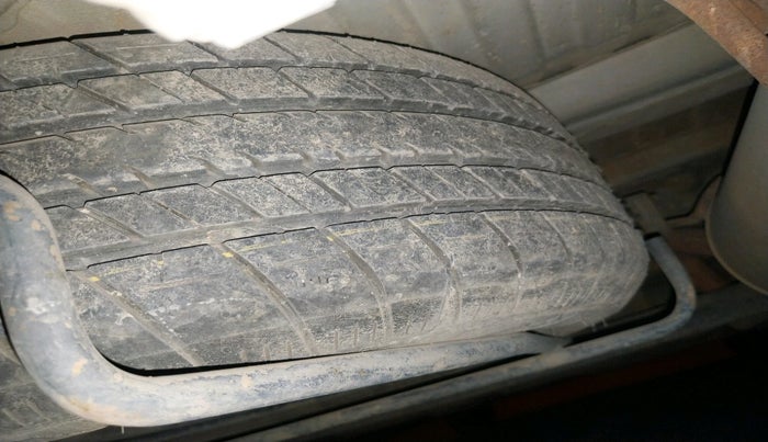 2018 Maruti Ertiga ZXI, Petrol, Manual, 1,15,486 km, tyre