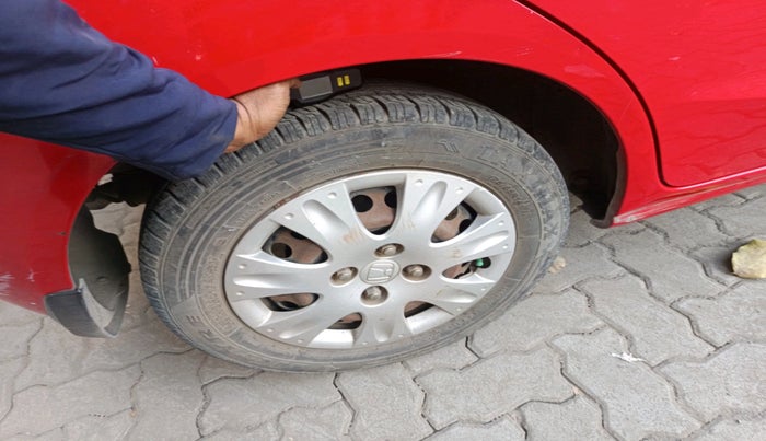 2016 Honda Brio S MT, Petrol, Manual, 61,023 km, tyre