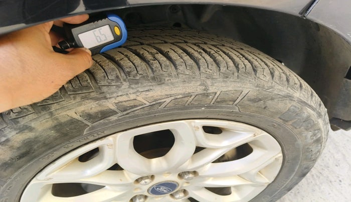 2014 Ford Ecosport TITANIUM 1.5L DIESEL, Diesel, Manual, 66,271 km, tyre