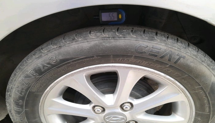 2014 Hyundai Grand i10 ASTA AT 1.2 KAPPA VTVT, Petrol, Automatic, 1,01,425 km, tyre