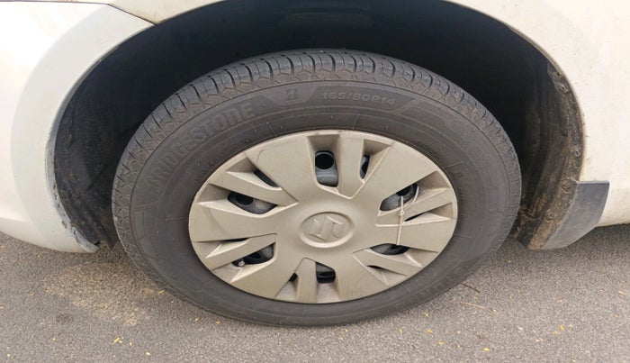 2012 Maruti Swift VDI, Diesel, Manual, 1,06,986 km, tyre