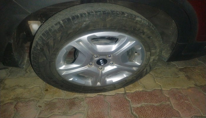 2020 KIA SONET HTX 1.5, Diesel, Manual, 20,048 km, tyre