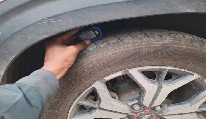 2020 KIA SELTOS GTX PLUS AT 1.5 DIESEL, Diesel, Automatic, 1,02,211 km, tyre