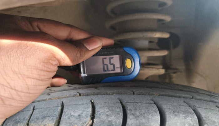 2013 Maruti Alto 800 LXI, Petrol, Manual, 56,119 km, tyre