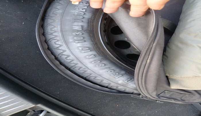 2019 Mercedes Benz C Class C 220d PROGRESSIVE, Diesel, Automatic, 88,082 km, tyre