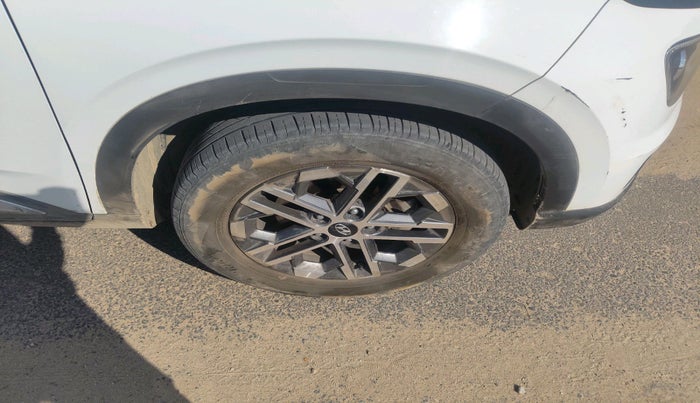 2023 Hyundai VENUE SX 1.5 CRDI, Diesel, Manual, 29,464 km, tyre