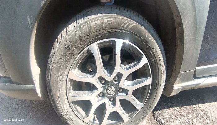 2024 Maruti XL6 ZETA CNG, Petrol, Manual, 16,075 km, tyre