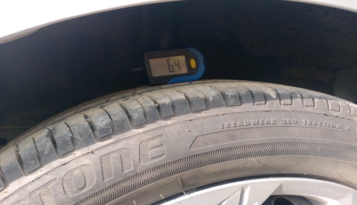 2022 Hyundai NEW I20 MAGNA 1.2 MT, Petrol, Manual, 12,005 km, tyre