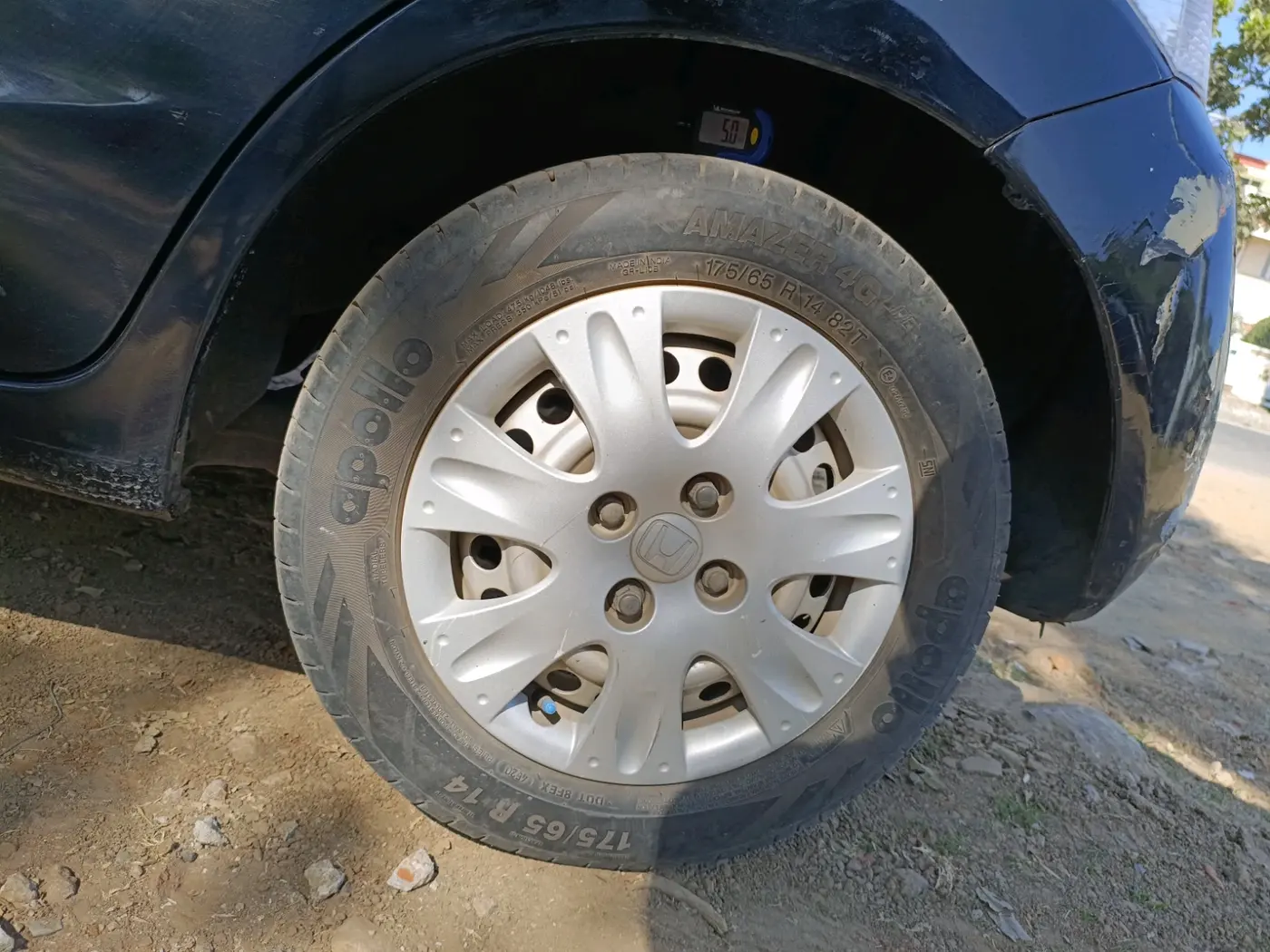 2012 Honda Brio E MT, Petrol, Manual, 77,266 km, tyre
