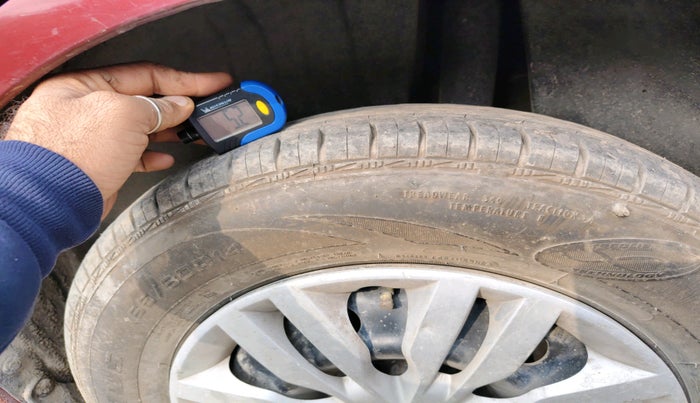 2017 Maruti Dzire VXI, Petrol, Manual, 94,542 km, tyre