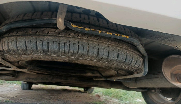 2024 Toyota RUMION  V MT , Petrol, Manual, 13,925 km, tyre