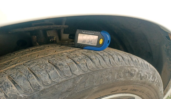 2024 Toyota RUMION  V MT , Petrol, Manual, 13,925 km, tyre