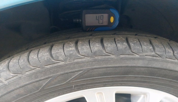 2017 Tata Tiago XZA PETROL, Petrol, Automatic, 60,481 km, tyre