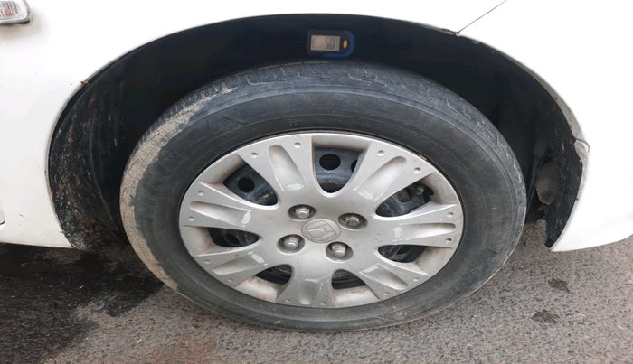 2012 Honda Brio S MT, Petrol, Manual, 41,641 km, tyre