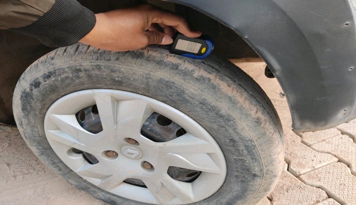 2020 Renault Kwid RXL 1.0 AMT, Petrol, Automatic, 47,438 km, tyre