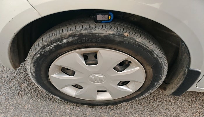 2022 Maruti New Wagon-R VXI CNG 1.0, Petrol, Manual, 33,460 km, tyre