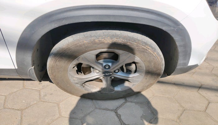 2022 KIA SELTOS HTK PLUS 1.5, Petrol, Manual, 74,991 km, tyre