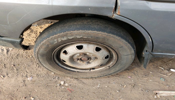 2010 Maruti Eeco 5 STR WITH A/C+HTR, Petrol, Manual, 27,734 km, tyre