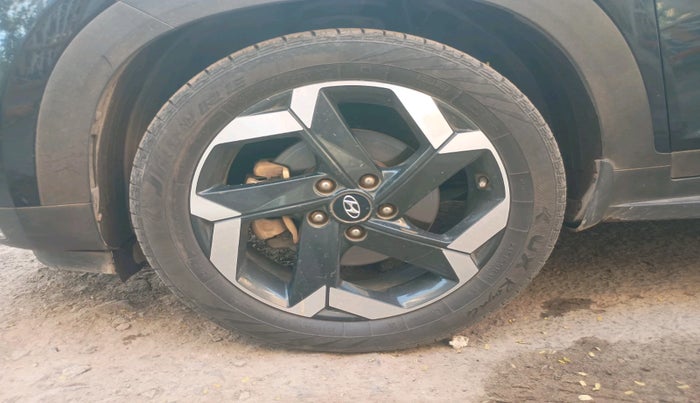 2022 Hyundai ALCAZAR 1.5 SIGNATURE (O) AT 6STR, Diesel, Automatic, 87,751 km, tyre