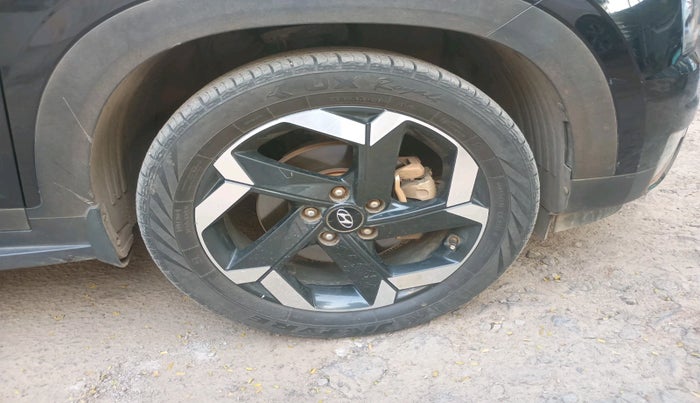 2022 Hyundai ALCAZAR 1.5 SIGNATURE (O) AT 6STR, Diesel, Automatic, 87,751 km, tyre